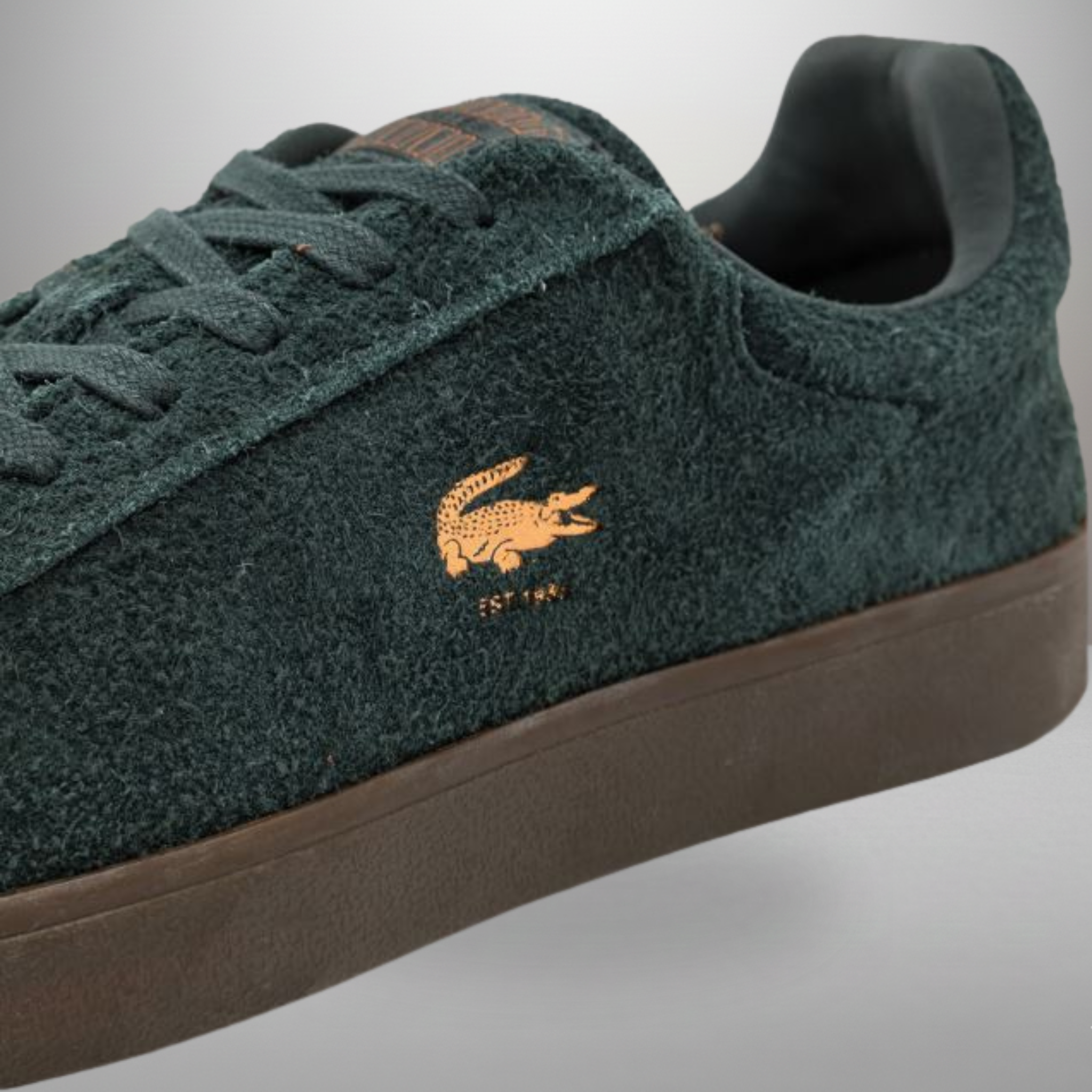 Zapatillas Lacoste Baseshot 224 verde talla 41 detalle del logo y materiales