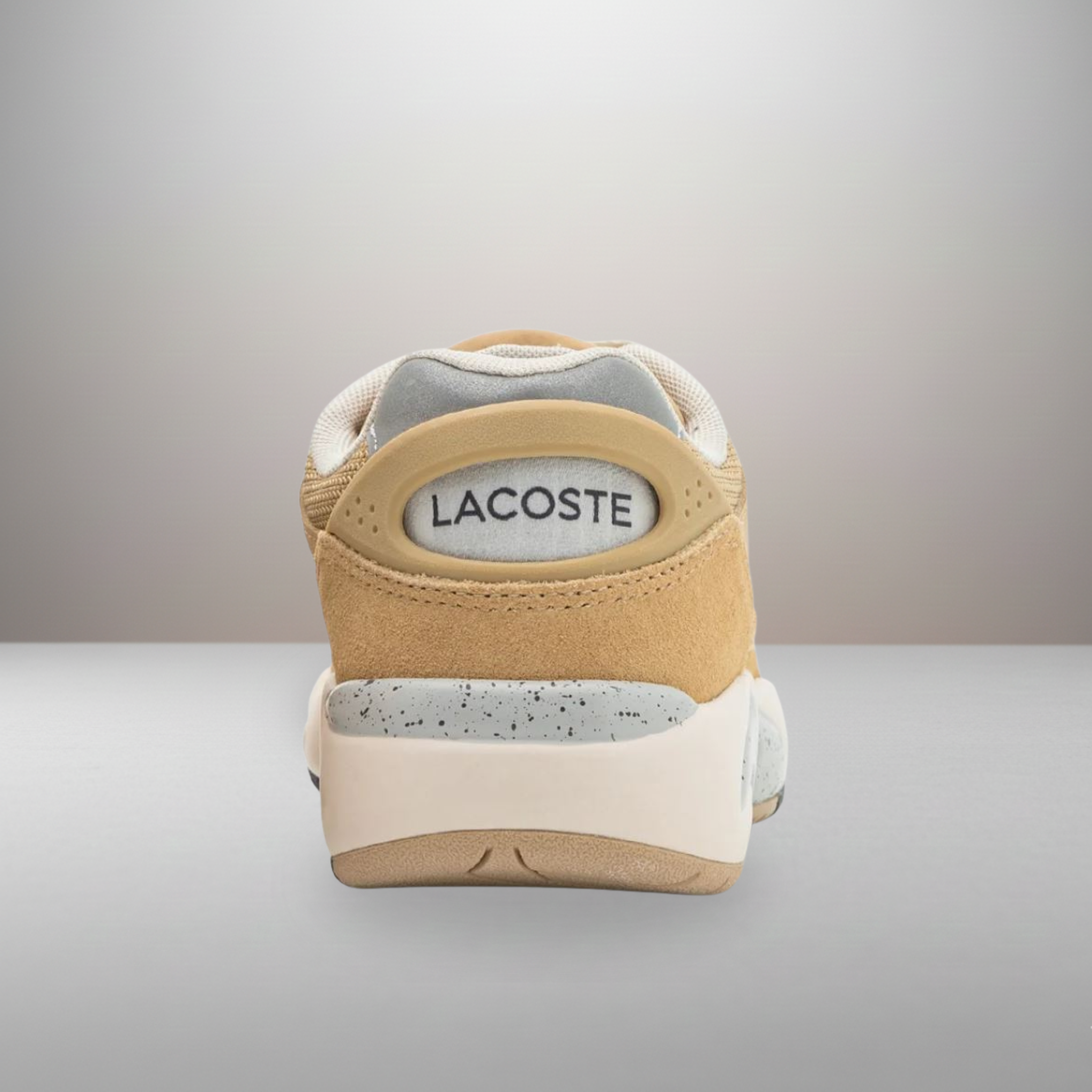 Zapatillas Lacoste Storm 96 crema talla 42 vista trasera del talón