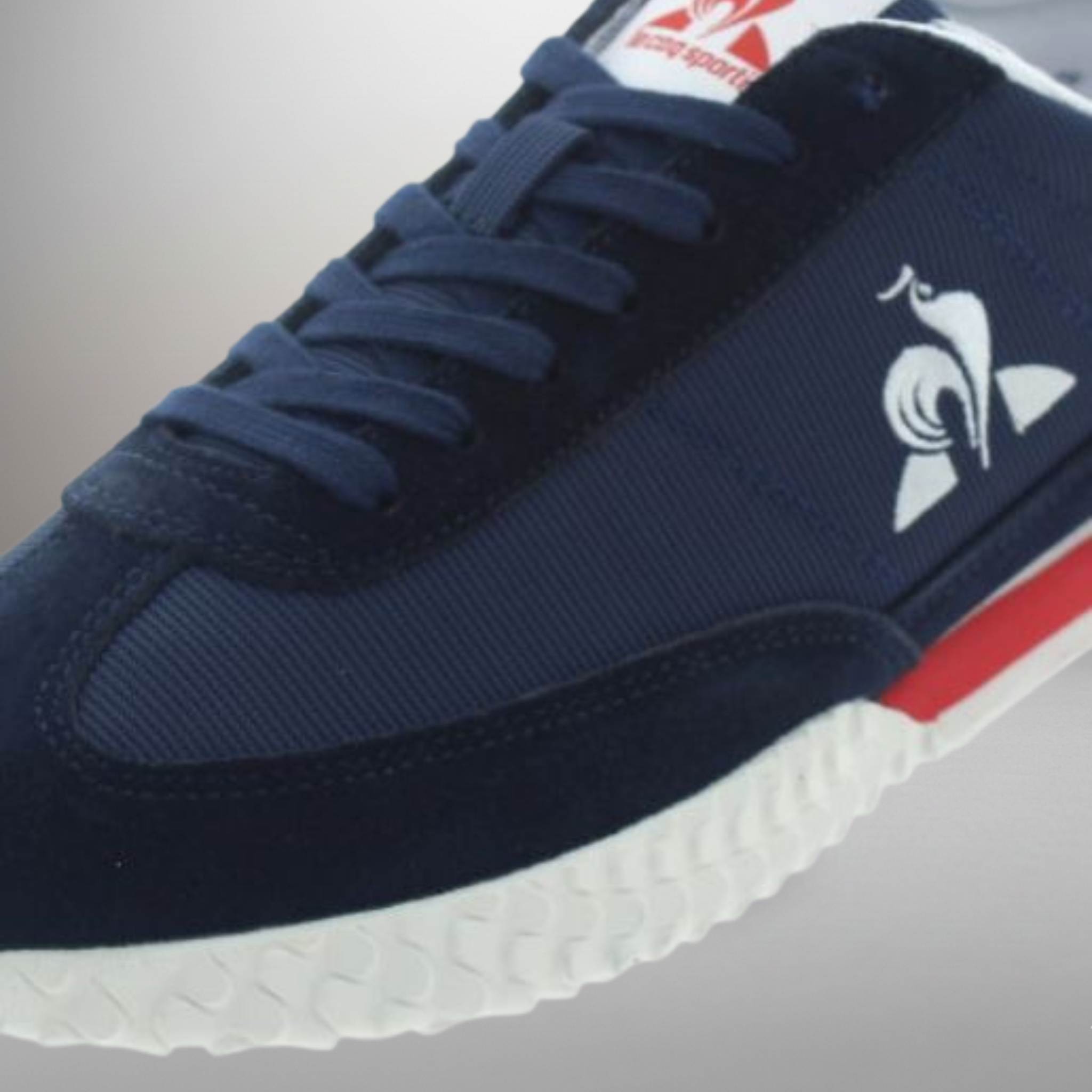Zapatillas Le Coq Sportif Veloce azul talla 43 detalle de las cordoneras