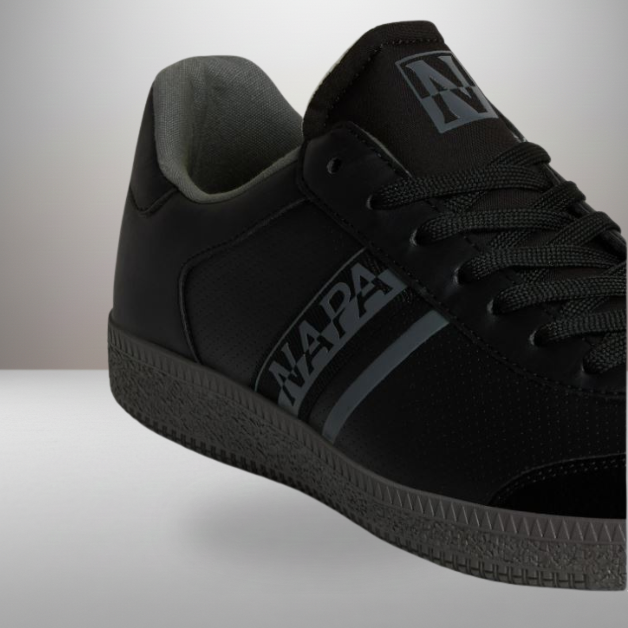 Zapatillas Napapijri Aspen negro talla 42 vista delantera de la puntera
