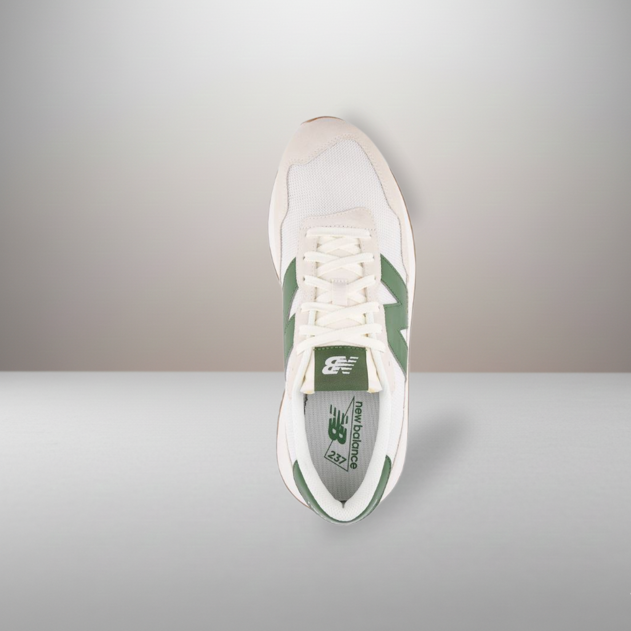 Zapatillas New Balance 237 beige/verde talla 43 vista superior