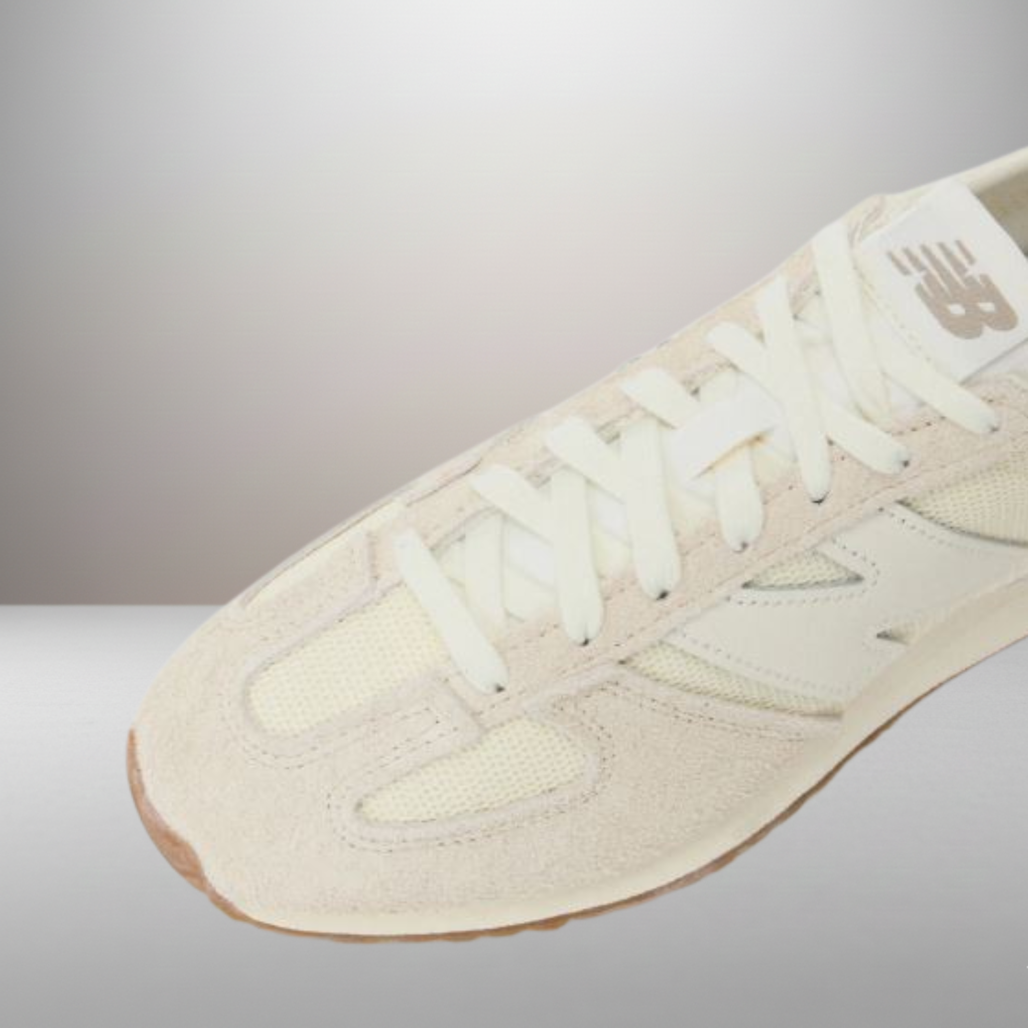 Zapatillas New Balance U471 blanco talla 41.5 detalle de las cordoneras