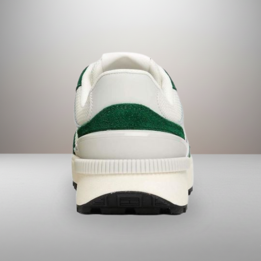 Zapatillas Tommy Jeans TJM Technical Runner ESS verde talla 40 vista trasera del talón